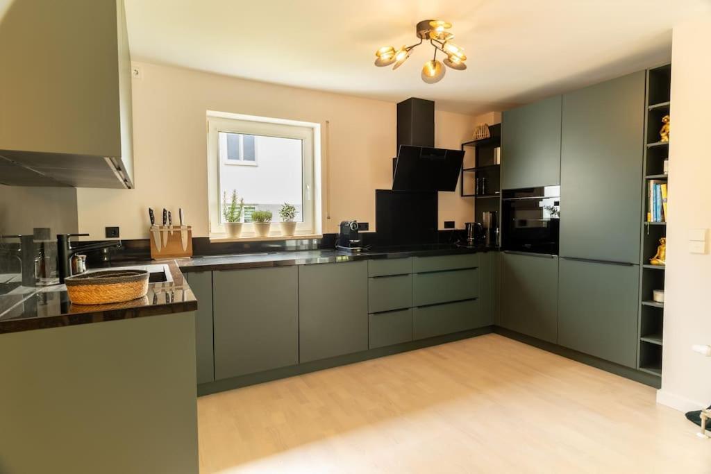 Grafschafft Angenehmes Wohnen - Ferienwohnung Mit 2 Schlafzimmern Pirna Exterior foto